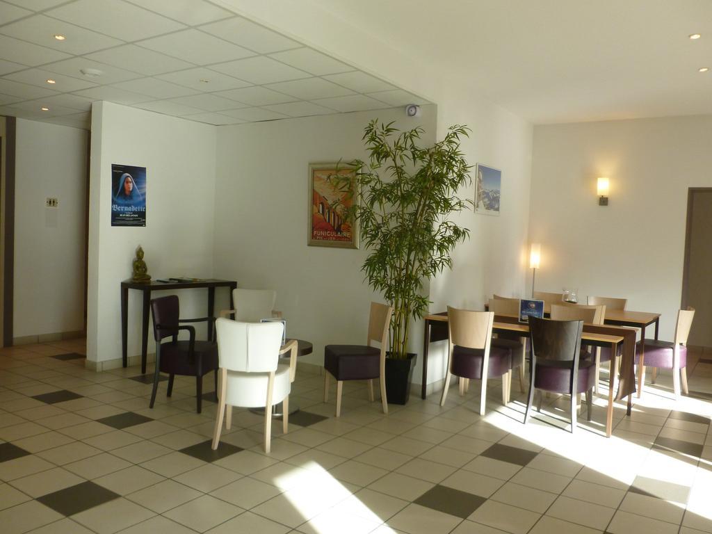 Appart'Hotel - Residence La Closeraie Lurdy Exteriér fotografie