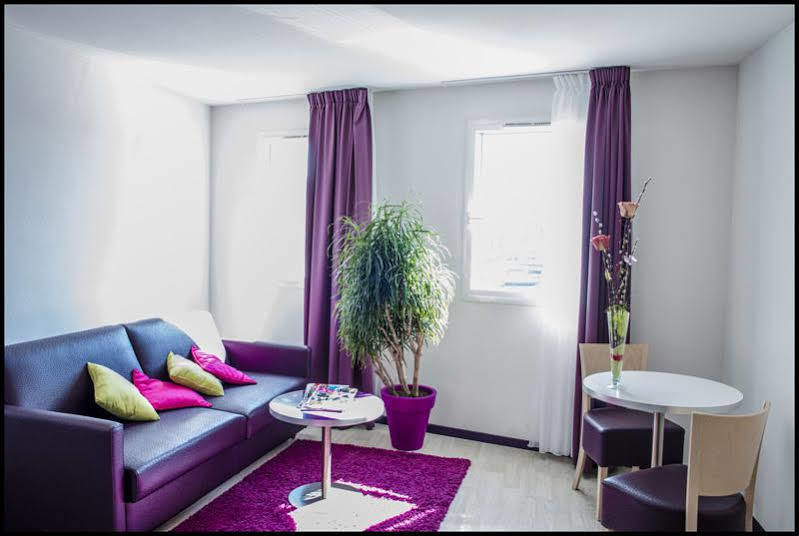 Appart'Hotel - Residence La Closeraie Lurdy Exteriér fotografie